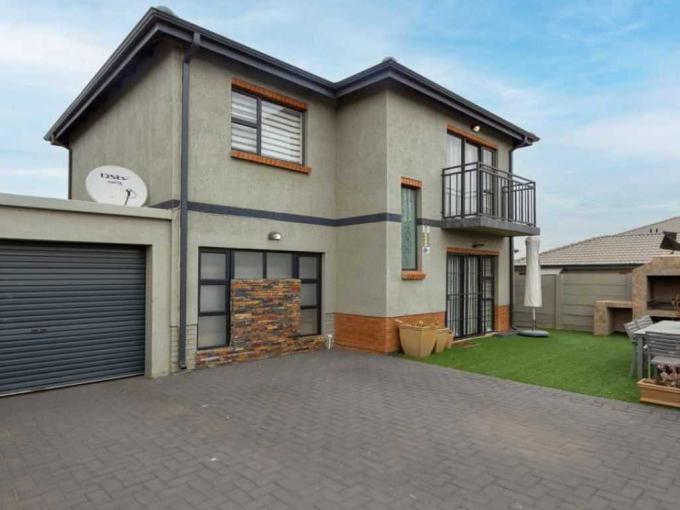 4 Bedroom House for Sale For Sale in Alberton - MR600173