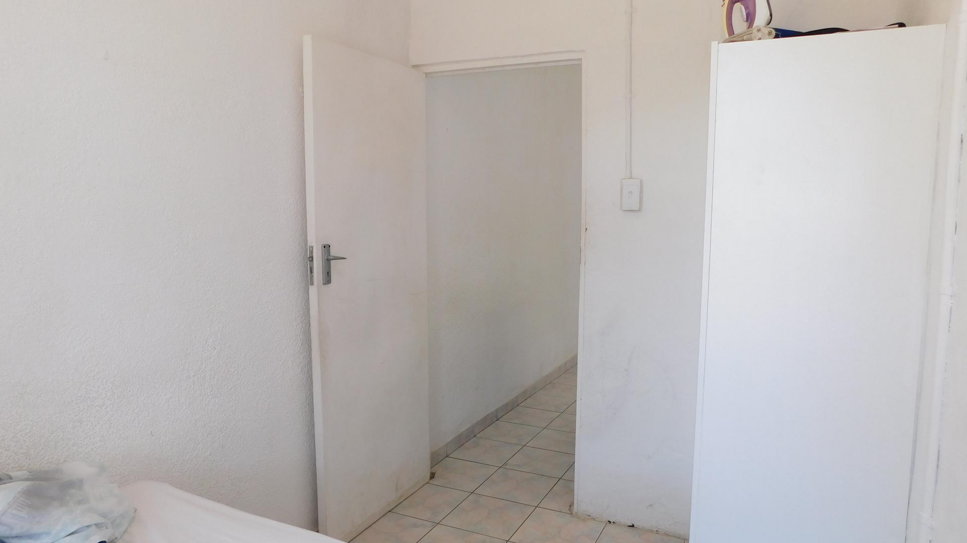 Bed Room 2 - 11 square meters of property in Reservoir Hills KZN