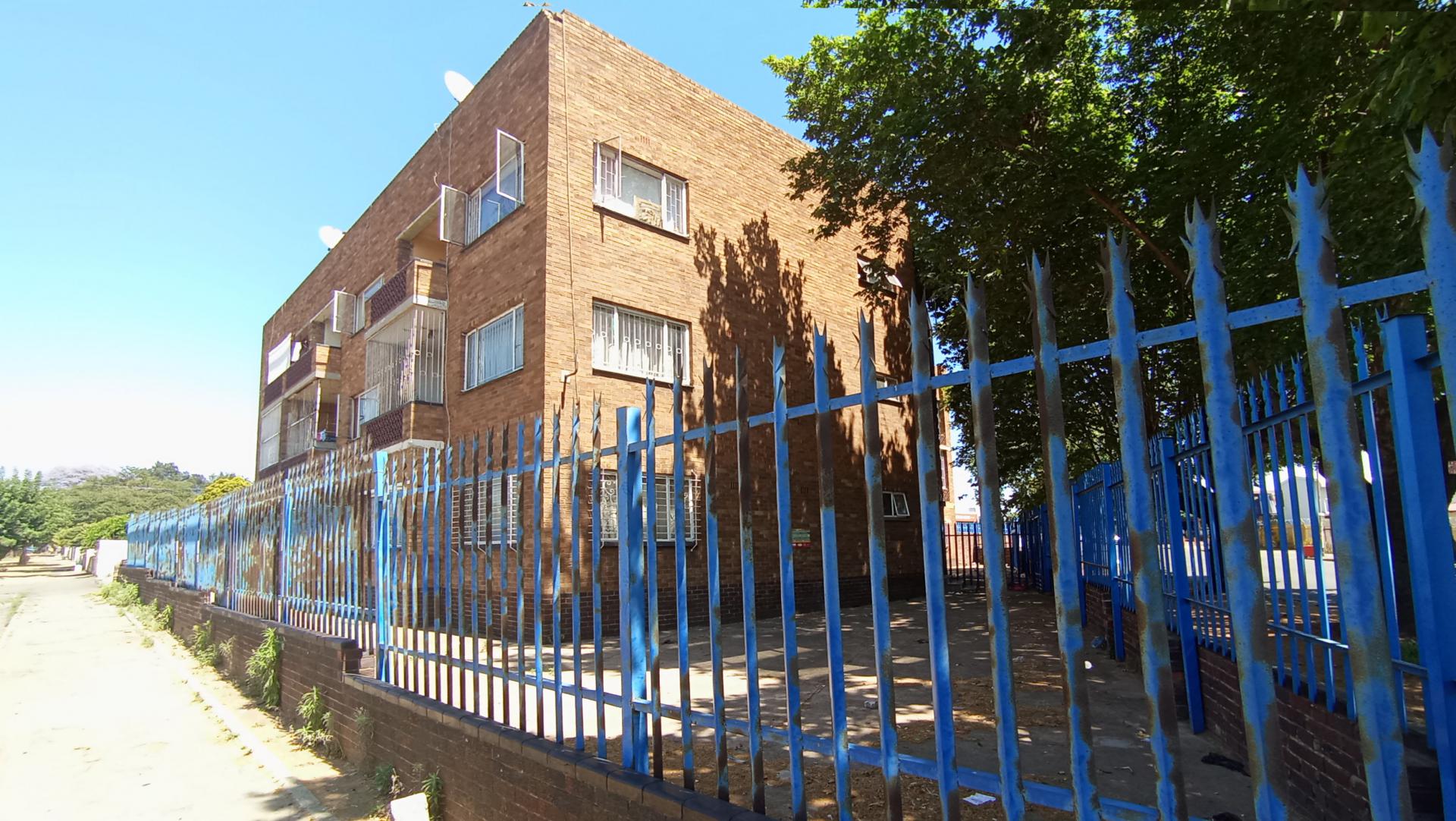 Front View of property in Germiston South (Industries EA)