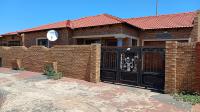 Front View of property in Vosloorus