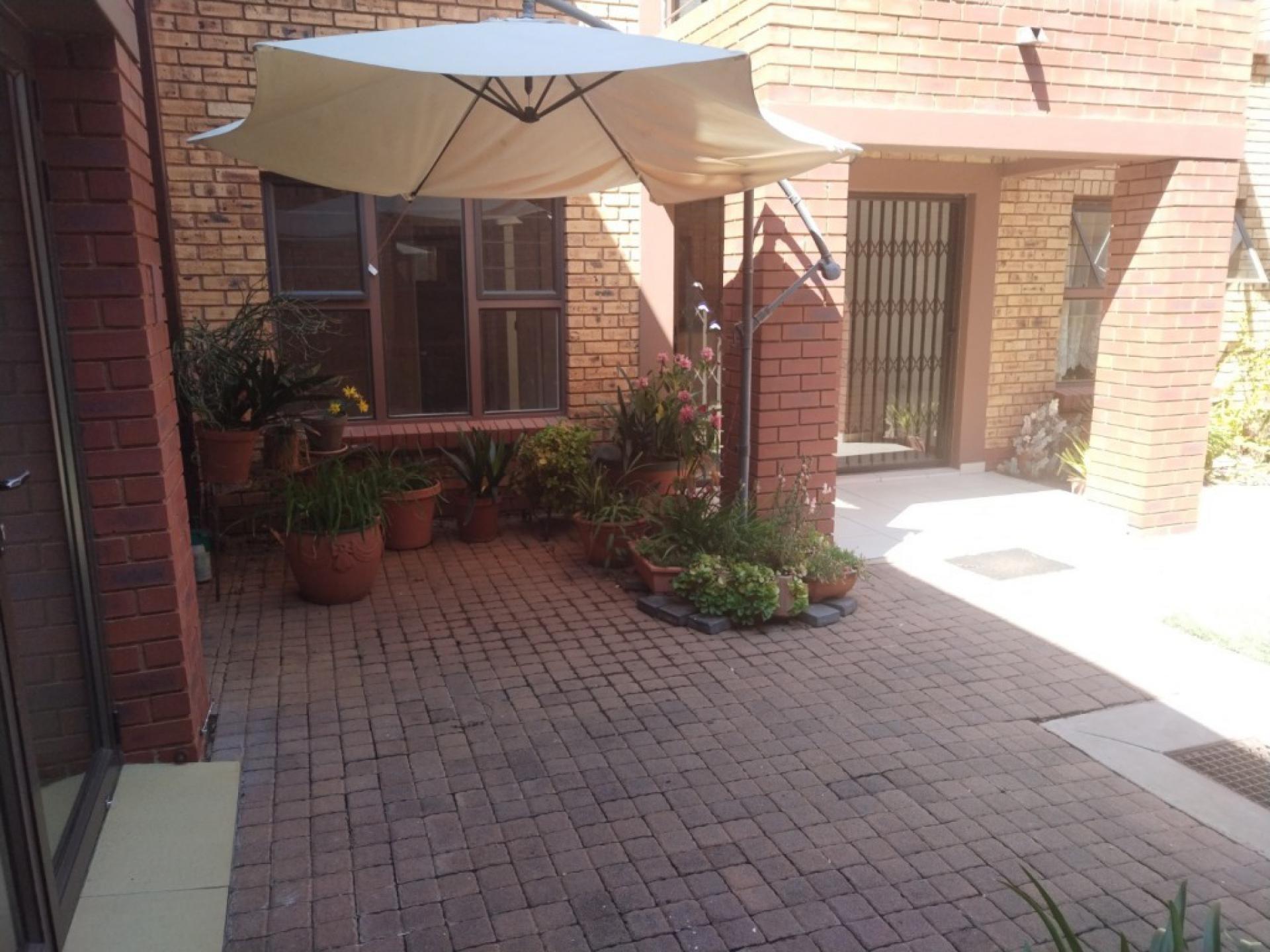  of property in Willow Park Manor