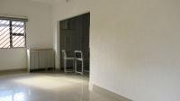 Lounges - 59 square meters of property in Crosby