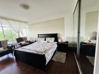 Main Bedroom of property in Bellevue