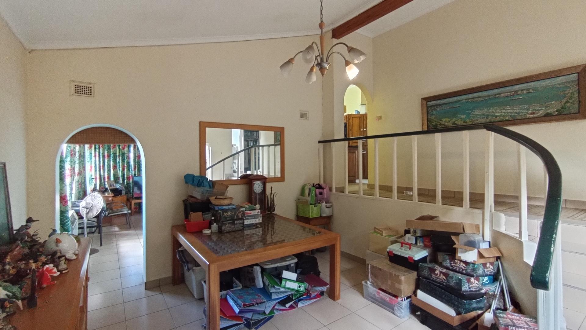 Dining Room - 23 square meters of property in Westville 