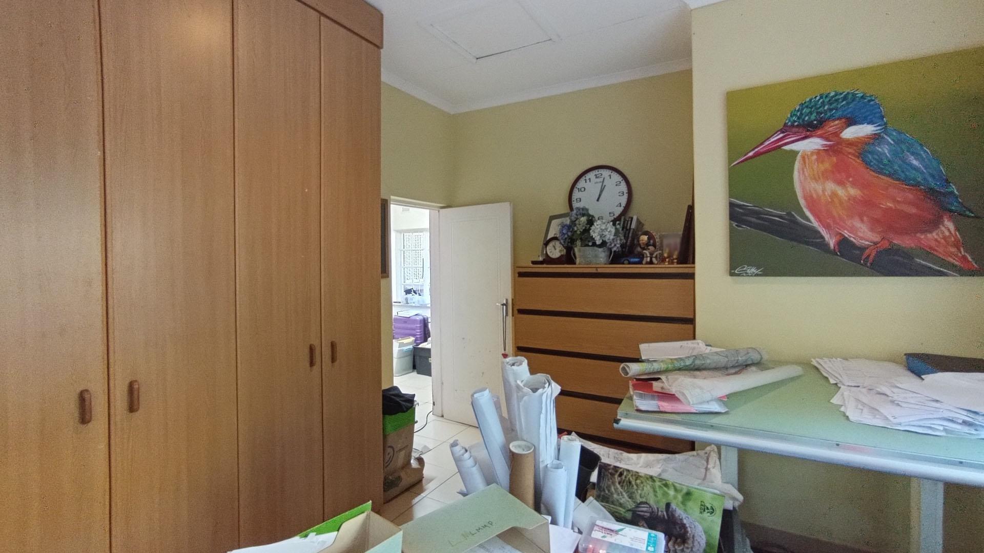 Bed Room 3 - 23 square meters of property in Westville 