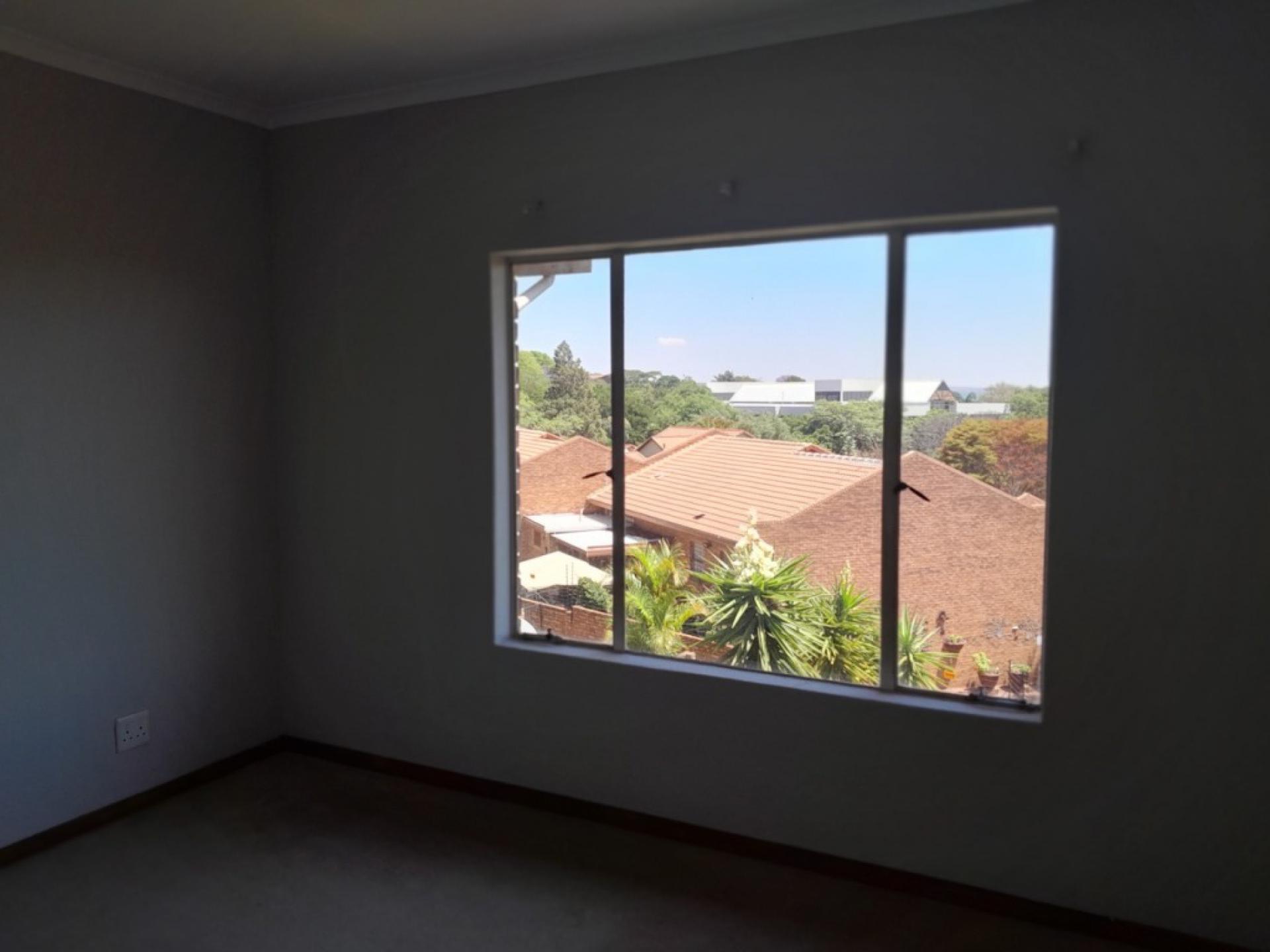  of property in La Montagne