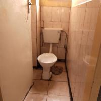 Bathroom 1 of property in Sunnyside