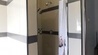 Bathroom 2 - 6 square meters of property in Cleland