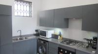 Kitchen - 9 square meters of property in Victoria