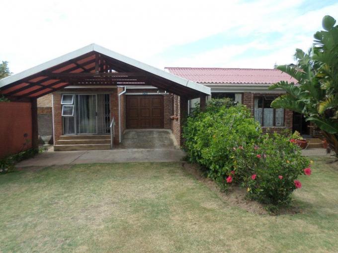 4 Bedroom House for Sale For Sale in Mossel Bay - MR601210