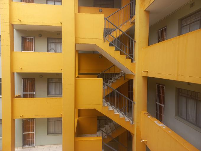 2 Bedroom Apartment for Sale For Sale in Jabulani - MR601246