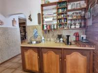  of property in Bendor