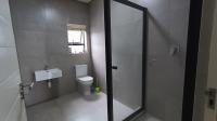 Bathroom 1 - 7 square meters of property in Belgravia