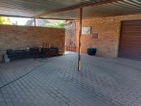  of property in Rooihuiskraal North