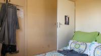 Bed Room 1 - 12 square meters of property in Witpoortjie