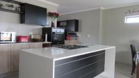 Kitchen - 13 square meters of property in Cosmo City