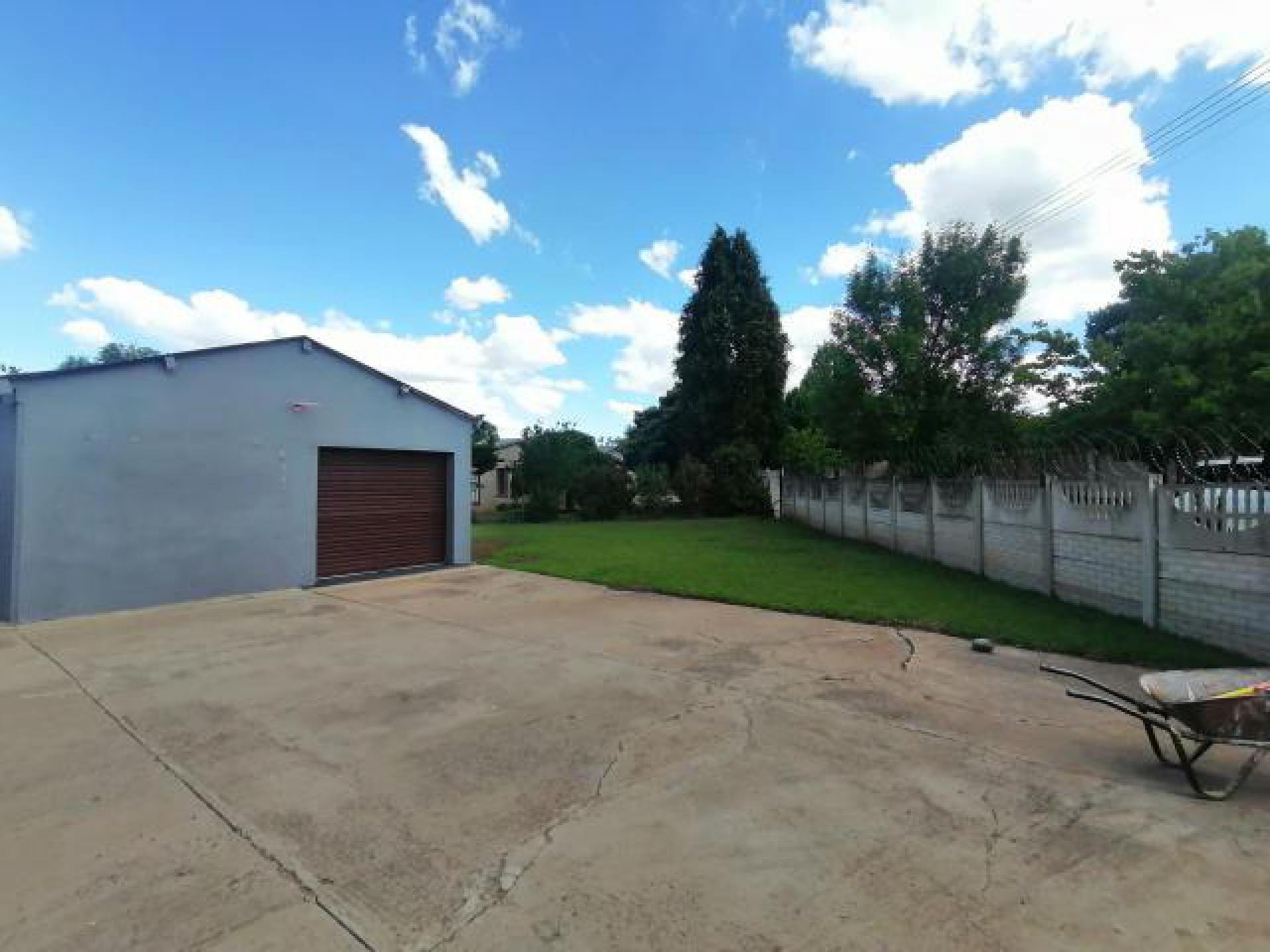 Front View of property in Harrismith