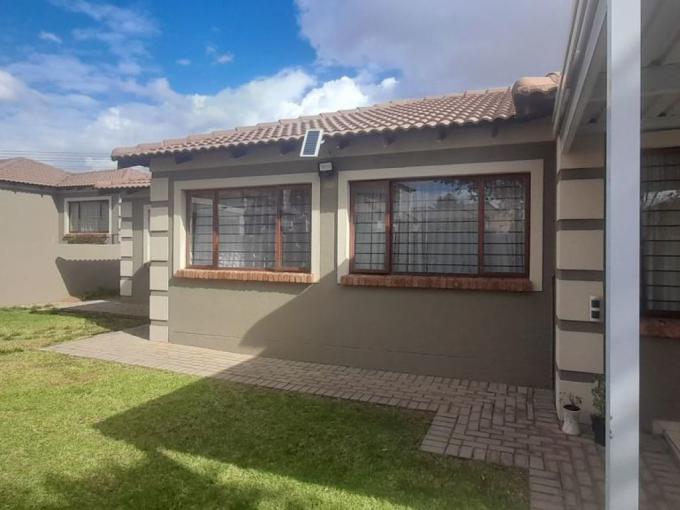 Houses For Sale in Arundo Estate MyRoof.co.za