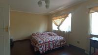 Main Bedroom - 26 square meters of property in Highlands North