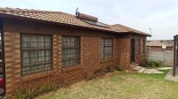 2 Bedroom 2 Bathroom House for Sale for sale in Olievenhoutbos
