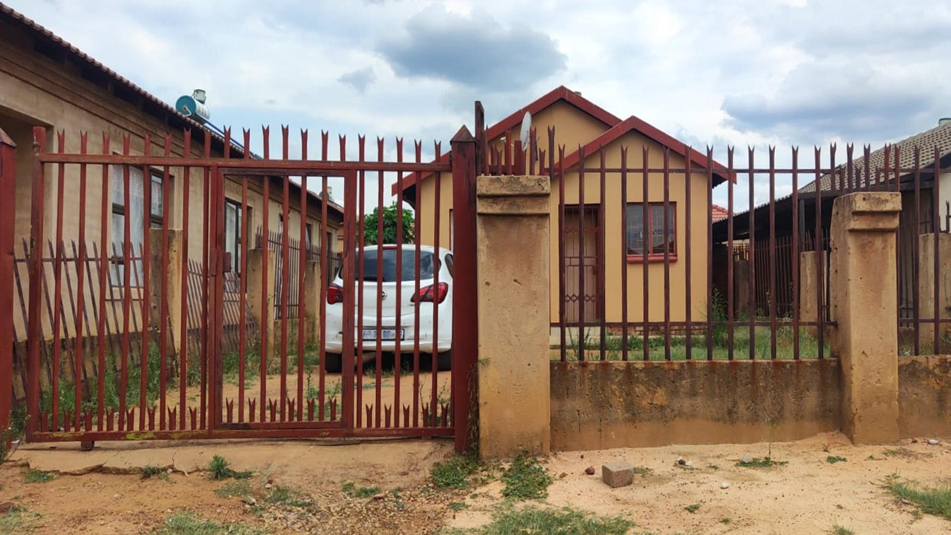 Front View of property in Soshanguve East