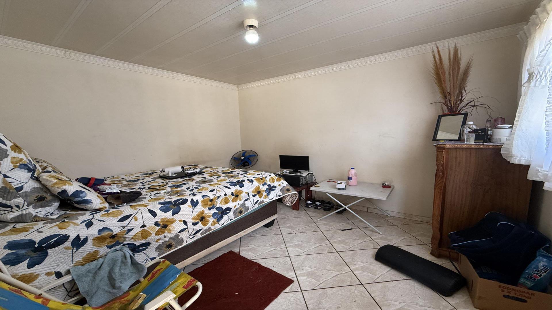 Bed Room 4 of property in Savanna City