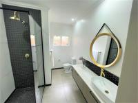 3 Bedroom 2 Bathroom Simplex for Sale for sale in Faerie Glen