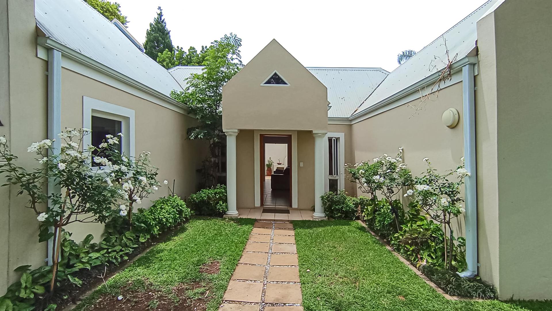 Front View of property in Silver Lakes