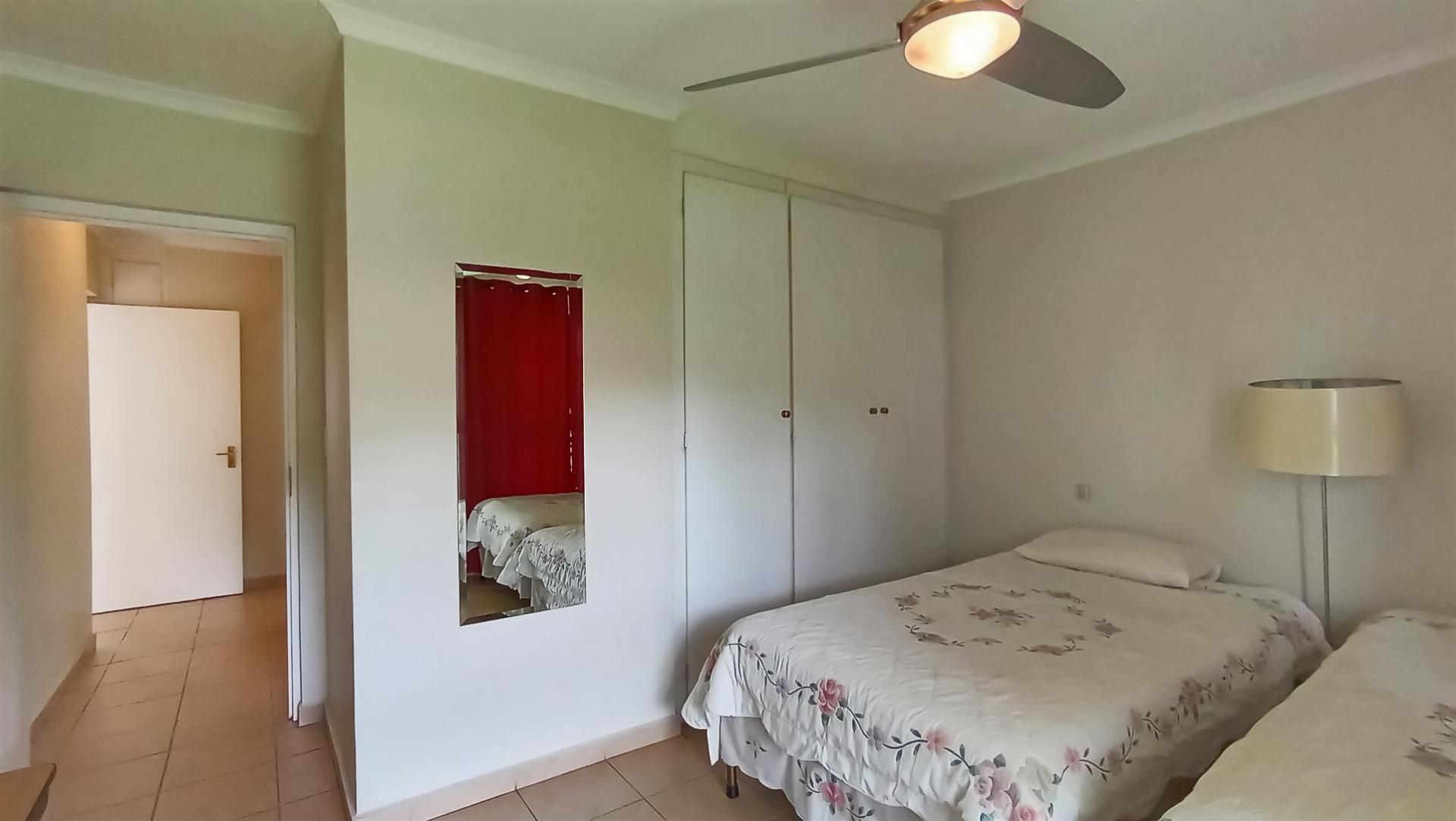 Bed Room 2 - 16 square meters of property in Silver Lakes