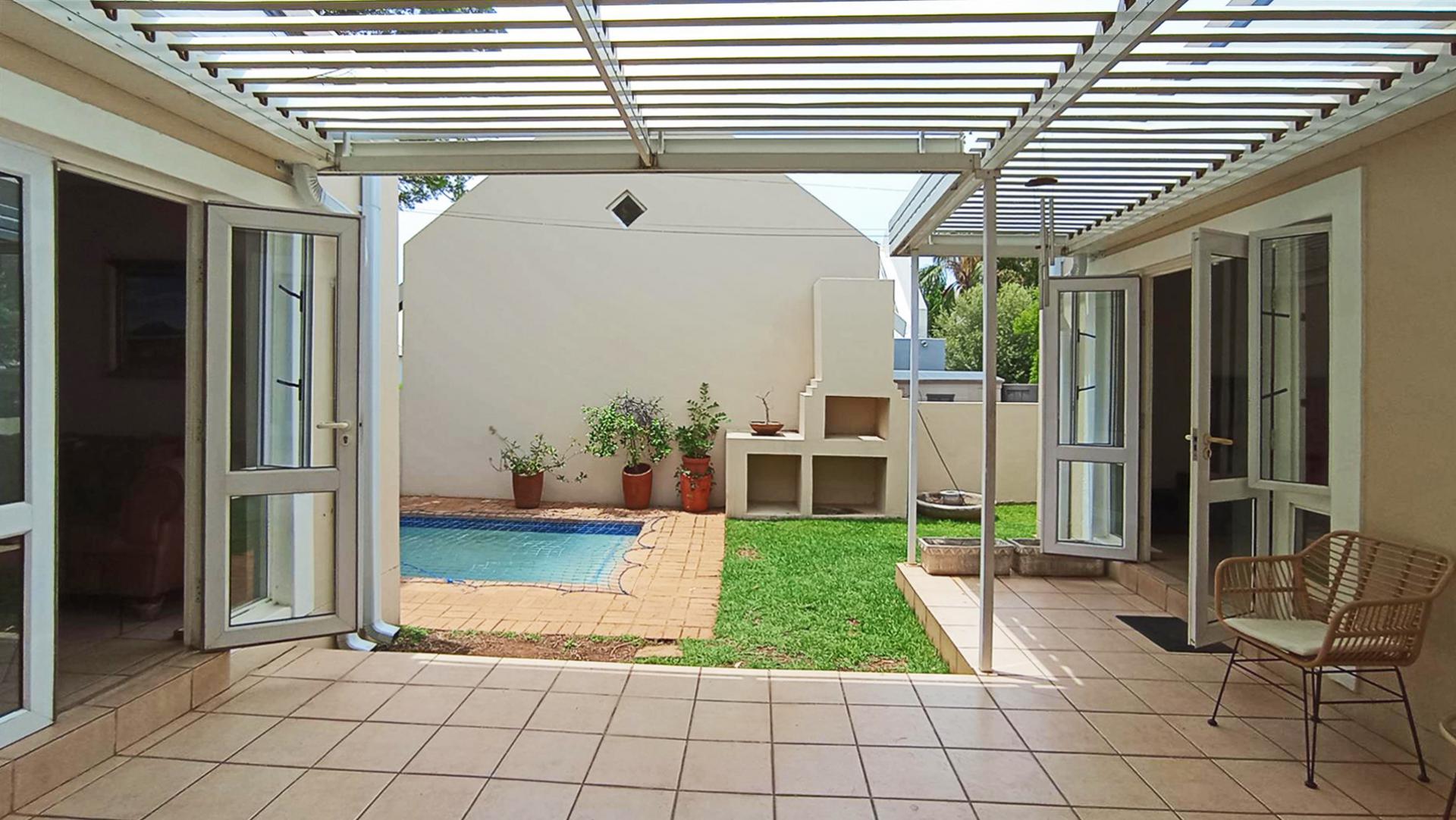Patio of property in Silver Lakes