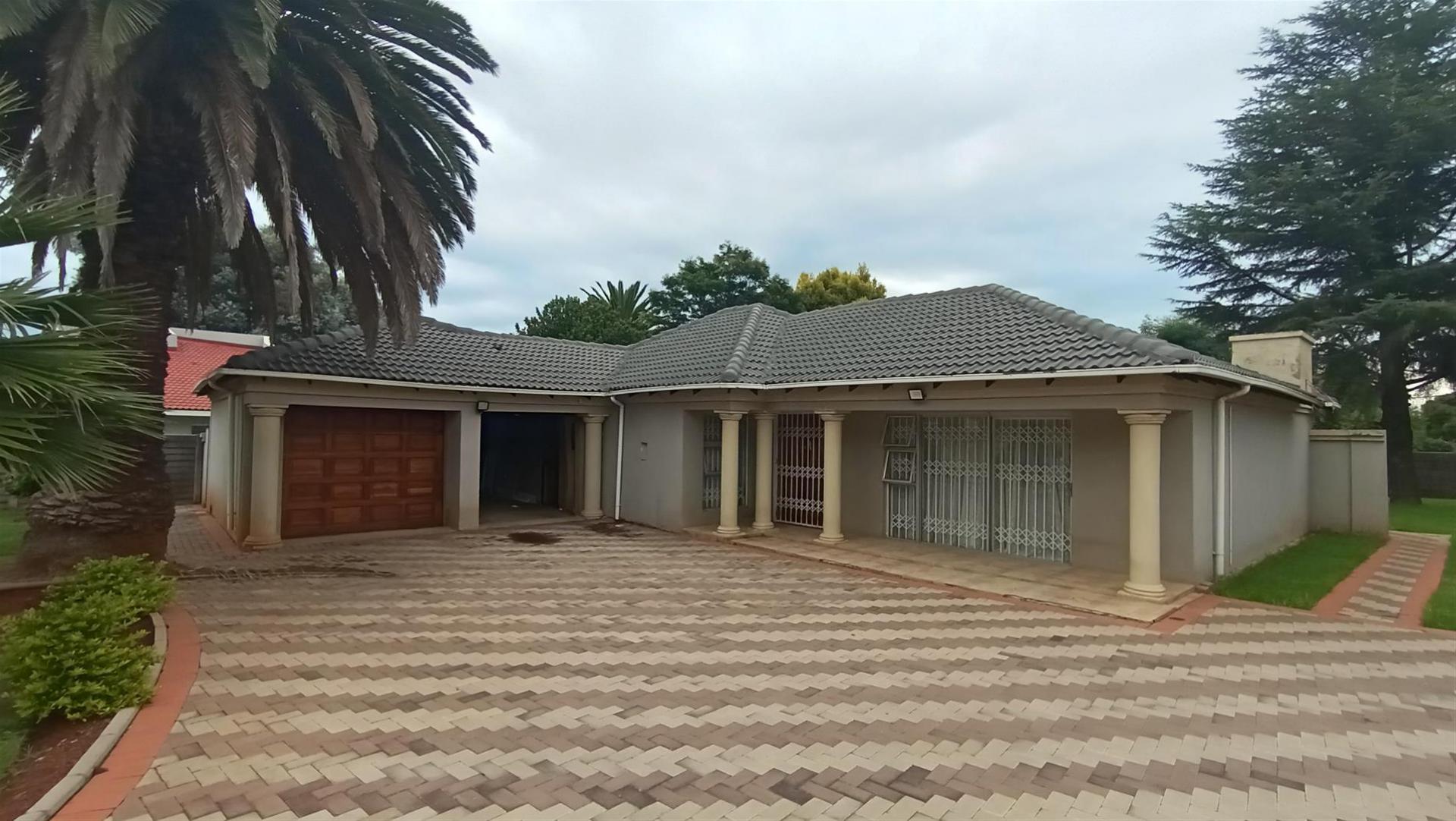 Front View of property in Birch Acres