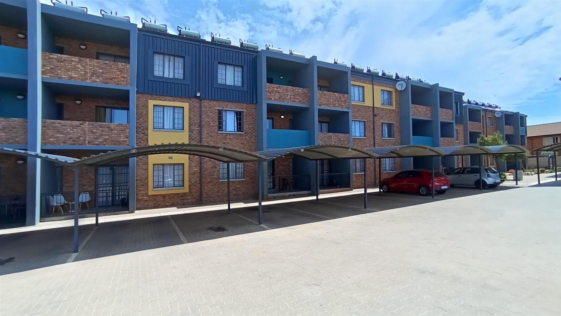 Front View of property in Lotus Gardens