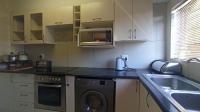 Kitchen - 7 square meters of property in Fontainebleau