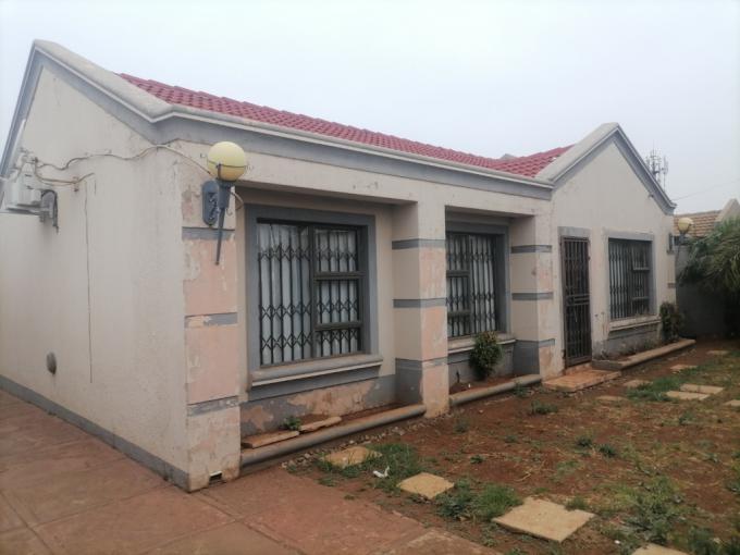 Houses For Sale in Thokoza MyRoof.co.za