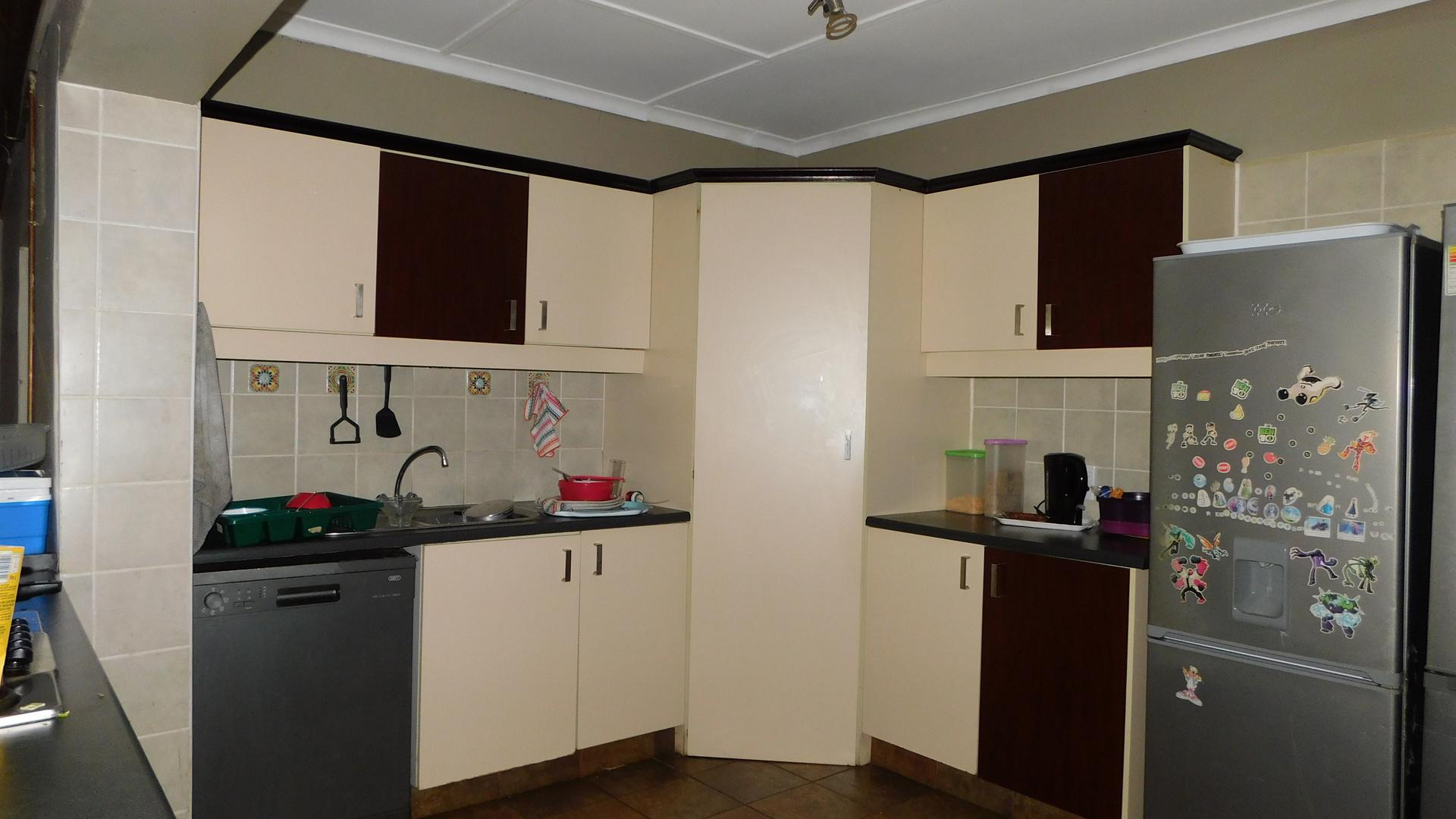 Kitchen - 22 square meters of property in Lincoln Meade