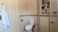 Bathroom 2 - 8 square meters of property in Buccleuch