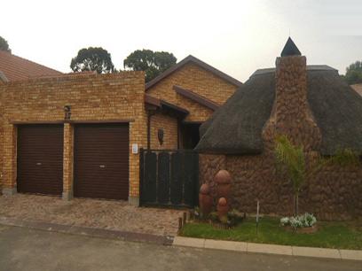 3 Bedroom House for Sale For Sale in Kempton Park - Home Sell - MR60295