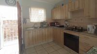 Kitchen - 9 square meters of property in Wilgeheuwel 