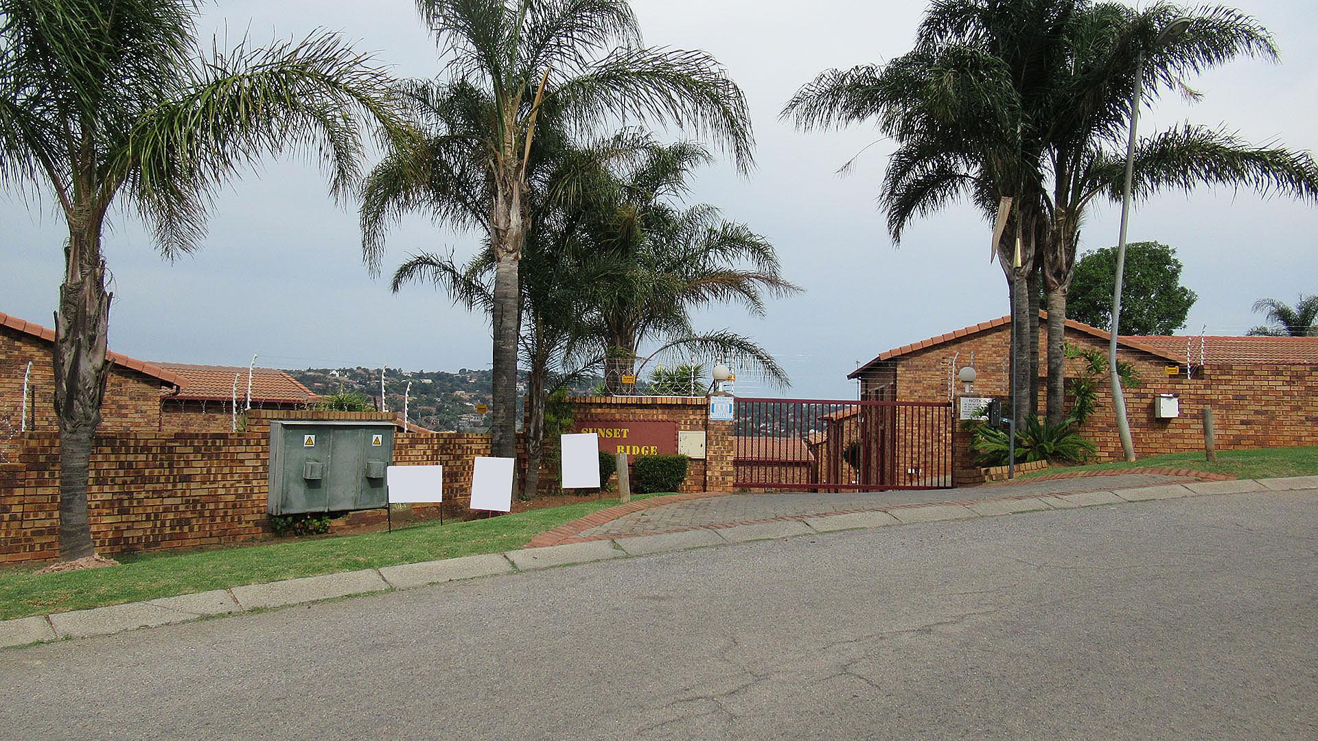 Front View of property in Rangeview