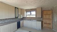 Kitchen - 28 square meters of property in The Balmoral Estates