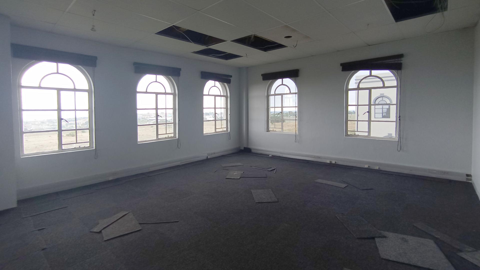 Rooms - 178 square meters of property in Halfway House