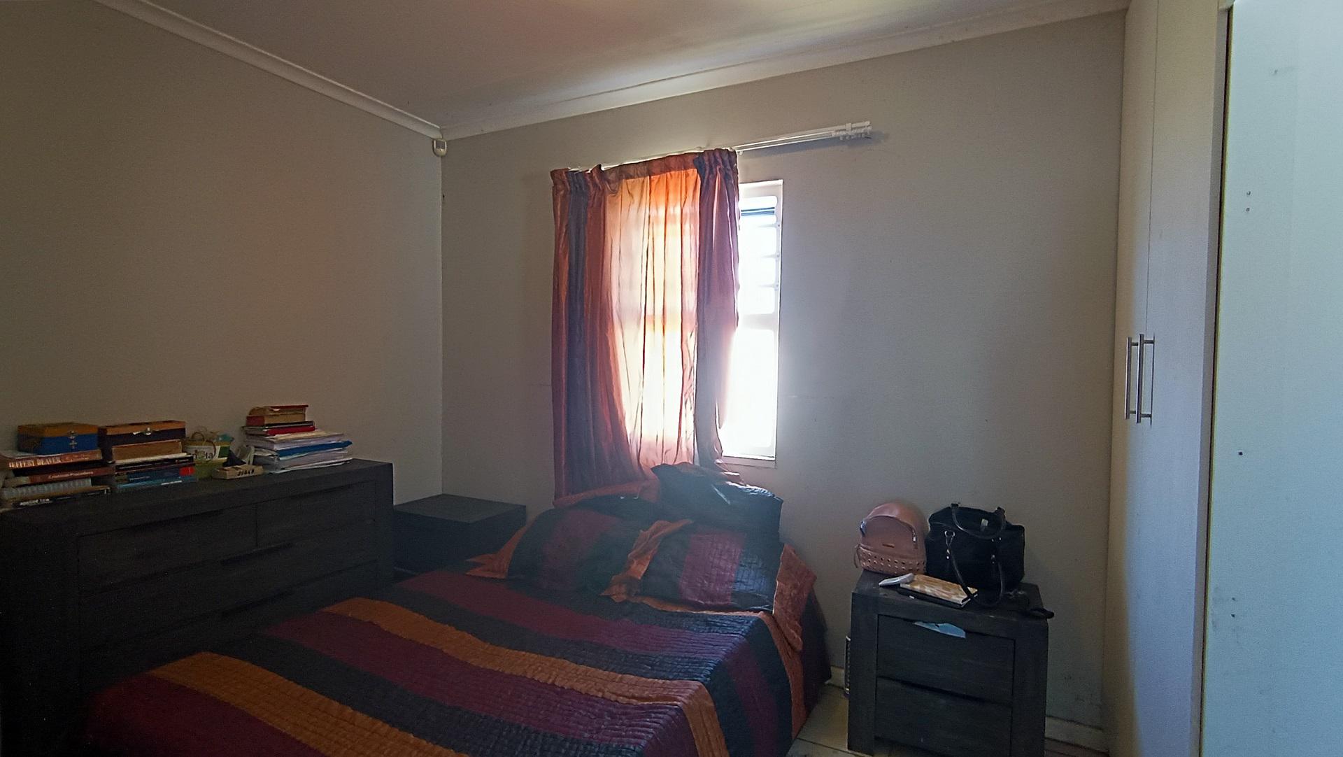 Main Bedroom - 15 square meters of property in Eerste River