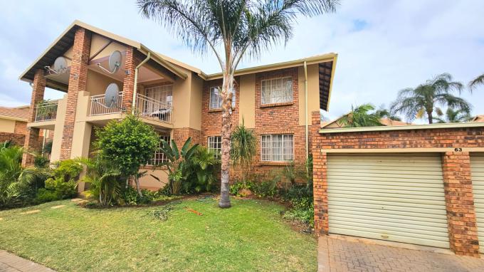 3 Bedroom Sectional Title for Sale For Sale in Magalieskruin - MR603437