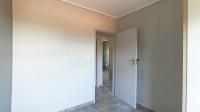 Bed Room 1 - 10 square meters of property in Lotus Gardens