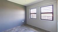 Main Bedroom - 14 square meters of property in Lotus Gardens