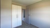 Bed Room 2 - 12 square meters of property in Lotus Gardens