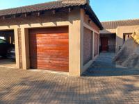 2 Bedroom Apartment for Sale For Sale in Nelspruit Central -