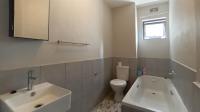 Bathroom 1 - 7 square meters of property in Clubview