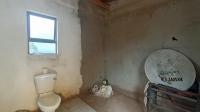 Staff Bathroom - 10 square meters of property in Homestead Apple Orchards AH