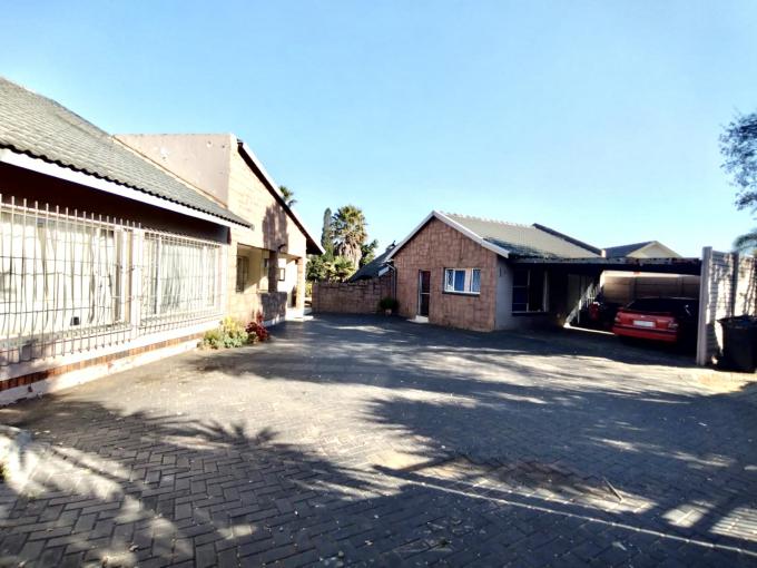 3 Bedroom Freehold Residence for Sale For Sale in Glen Marais - MR603655